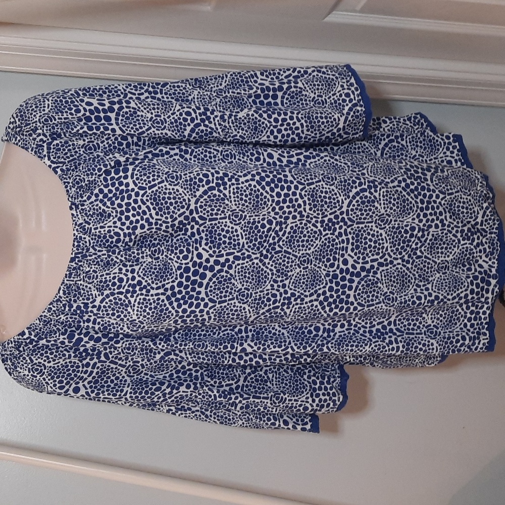 NWT Crown & Ivy Blue Blouse Medium